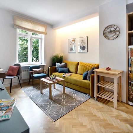 Ochota P&O Serviced Apartments Варшава Екстер'єр фото